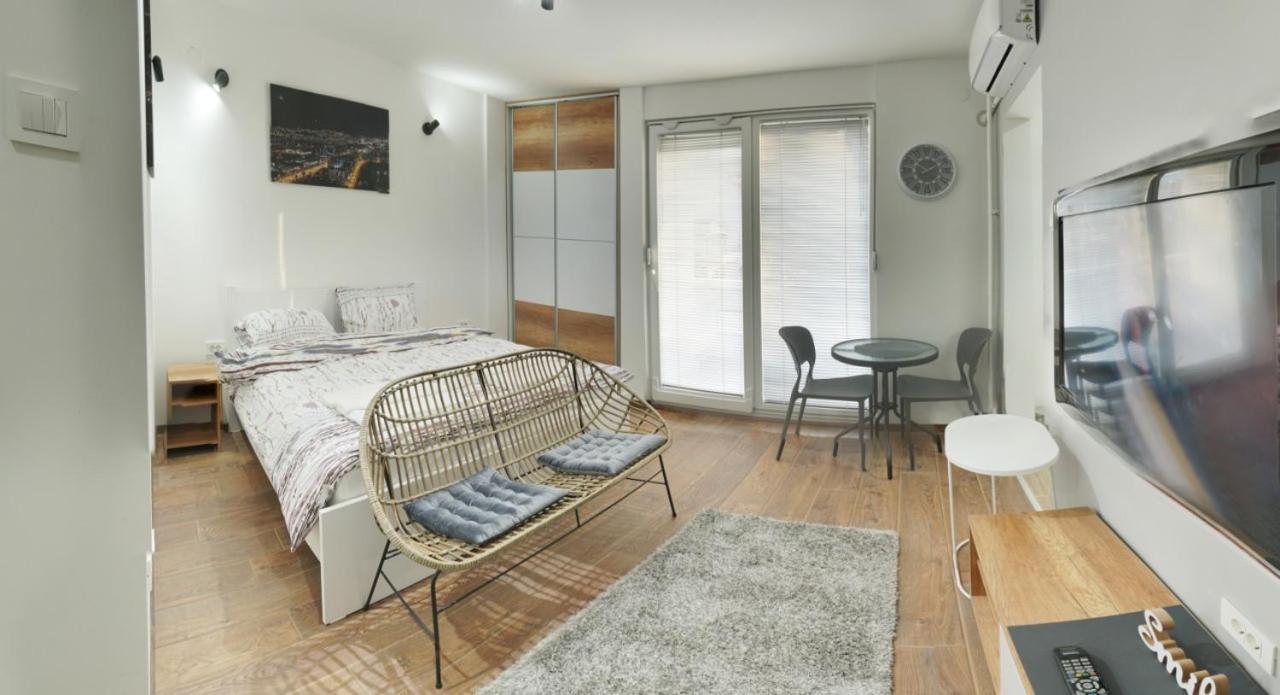 Bibi'S Apartments Skopje Eksteriør bilde